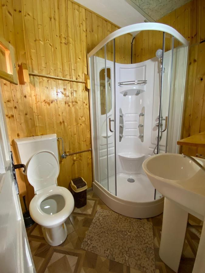 Lodge Elena